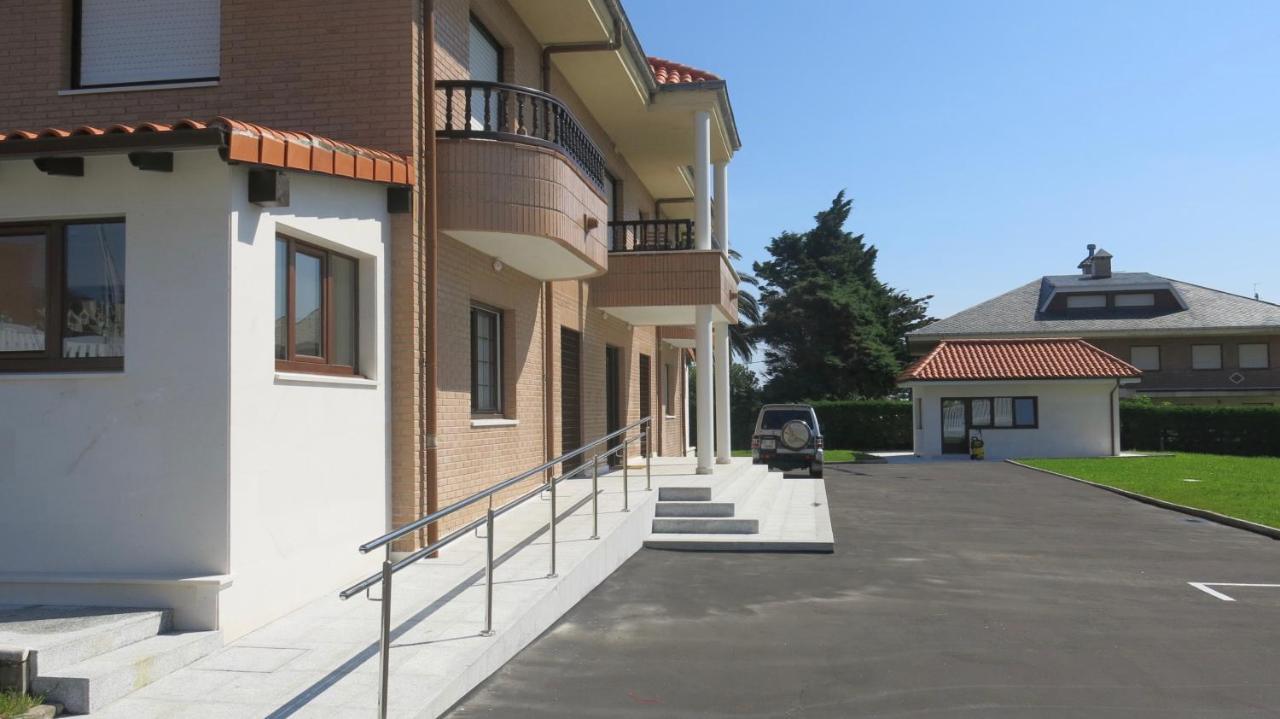 Apartamentos La Canal Soto de la Marina Ngoại thất bức ảnh