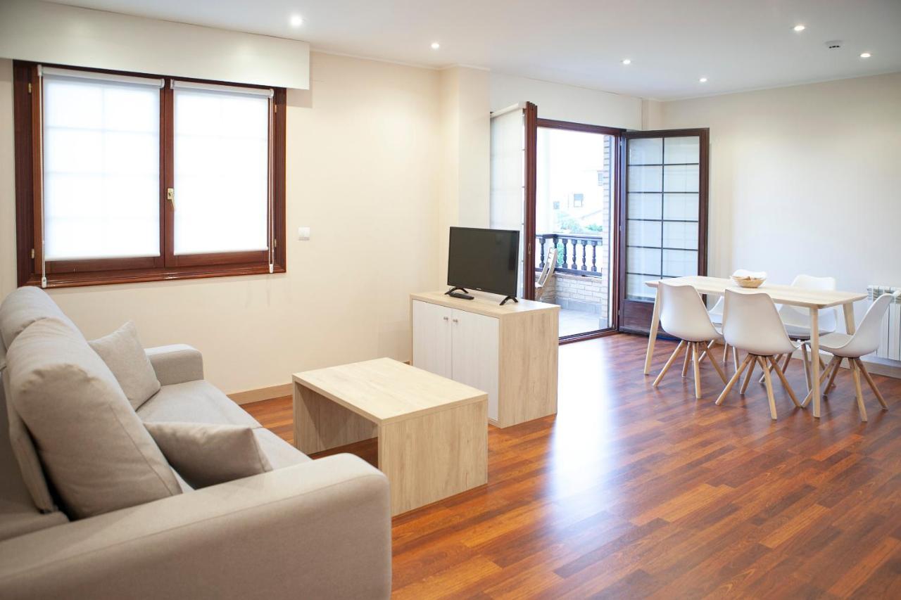 Apartamentos La Canal Soto de la Marina Ngoại thất bức ảnh