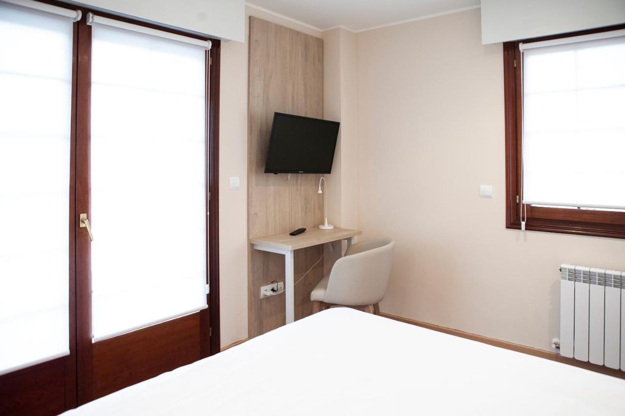 Apartamentos La Canal Soto de la Marina Ngoại thất bức ảnh